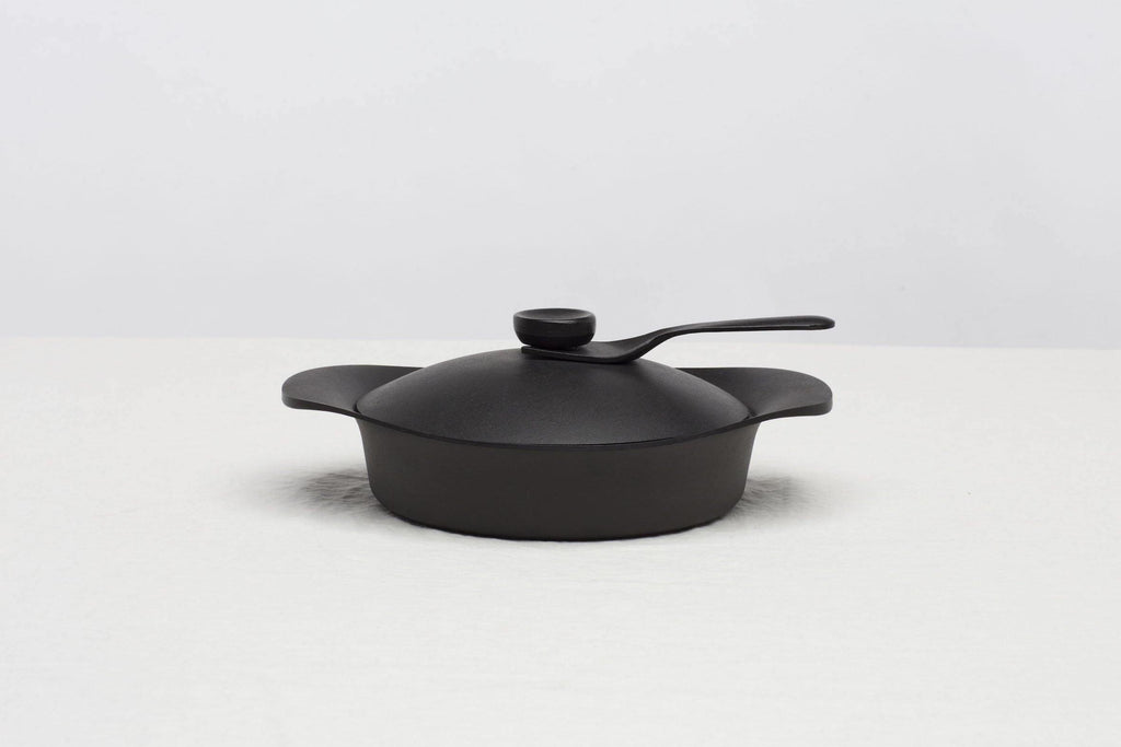 Cazo Sori Yanagi 22 Cm - Acero Inoxidable, 2.5 Litros, Mango Ergonómico, Diseño Japonés