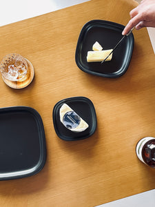 Black and White Plate L
