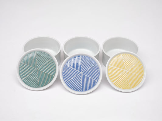 Hakusan Round Case