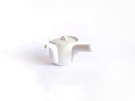 Hakusan Shell Teapot
