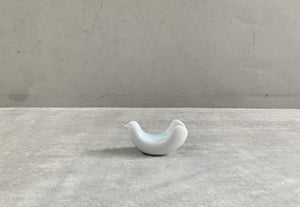 Hakusan Chopstick Rest Small Bird - CIBI Hakusan Porcelain